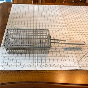 Charcoal companion grill pan w lid -vegetables, fish steak chicken basket 11 in